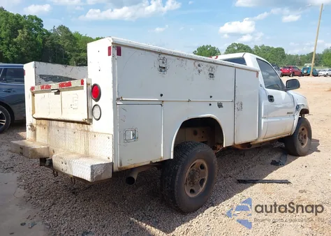 2003 Chevrolet Silverado 2500Hd Lt из США, поврежденный, VIN 1GCHK29113E328250